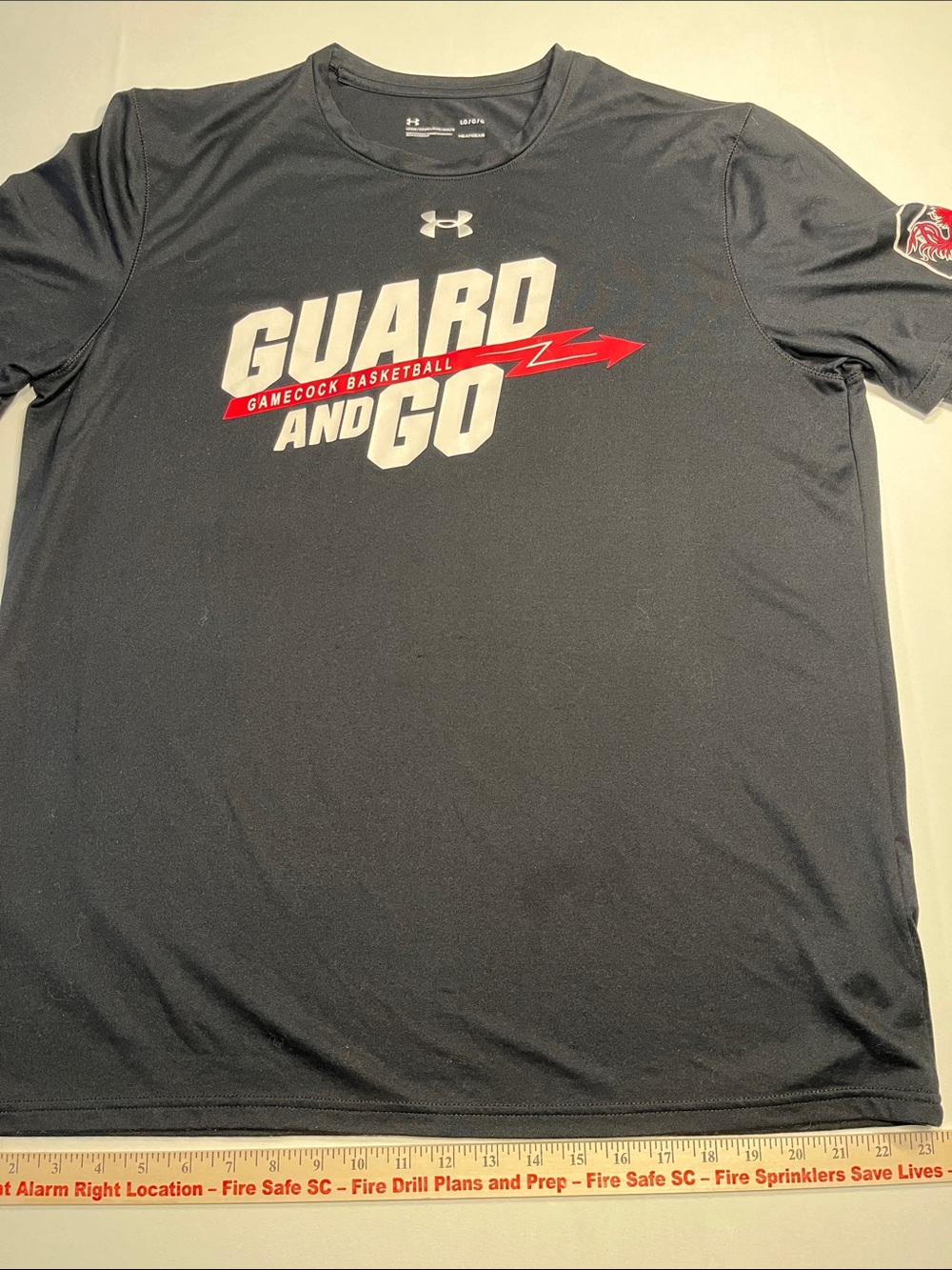 Under Armour HeatGear USC Gamecocks Guard And Go Basketball Shirt LG Black